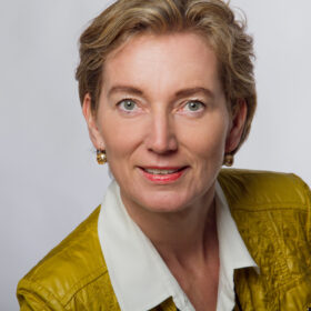 Gabriele Faber-Wiener, Günderin und Leiterin des Center for Responsible Management